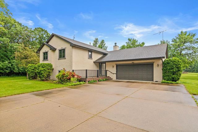 160 196th Drive NW, Elk River, MN 55330
