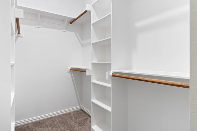 221 Lead Creek Drive, Fort Worth, TX 76131