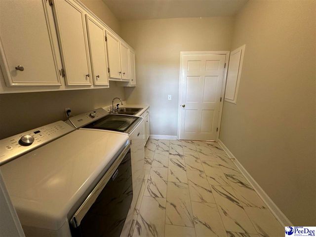 3013 Hartsville Hwy, Hartsville, SC 29550