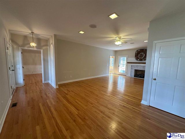 3013 Hartsville Hwy, Hartsville, SC 29550