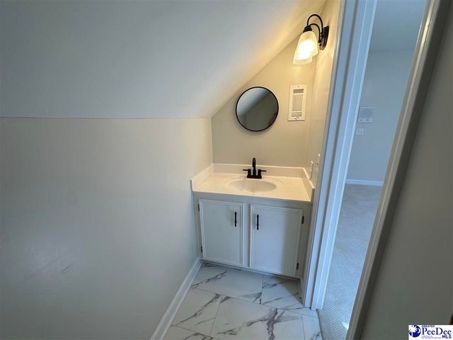 3013 Hartsville Hwy, Hartsville, SC 29550