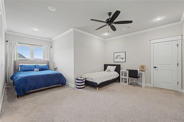 417 NE Royce Loop, Bentonville, AR 72712