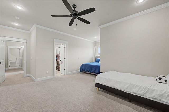 417 NE Royce Loop, Bentonville, AR 72712
