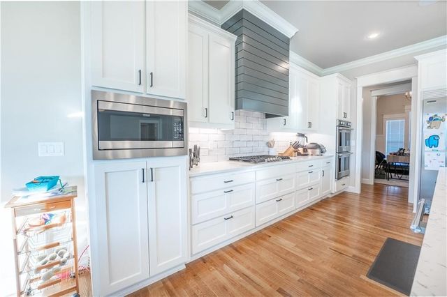 417 NE Royce Loop, Bentonville, AR 72712