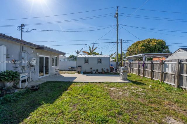 3505 NW 83rd Ter, Miami, FL 33147