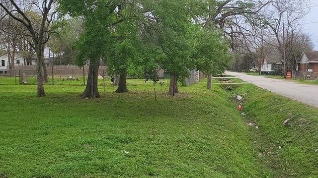 3219 Des Chaumes Street, Houston, TX 77026