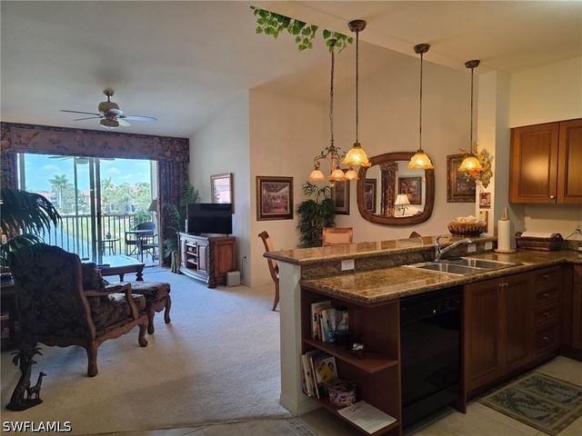 20221 Estero Gardens CIR 205, Estero, FL 33928