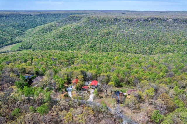 1841 Laurel Lake Dr, Monteagle, TN 37356