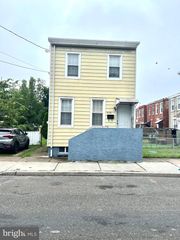 406 SOMERSET ST, Gloucester City, NJ 08030