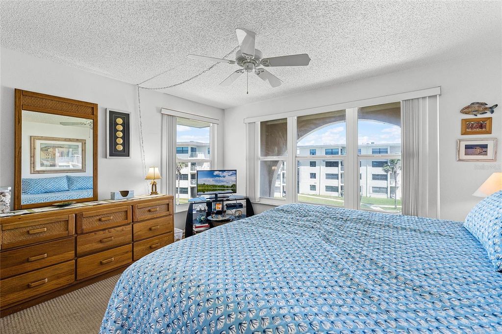 Image 18 of property listing at 4821 SAXON DRIVE 201B, New Smyrna Beach, FL 32169