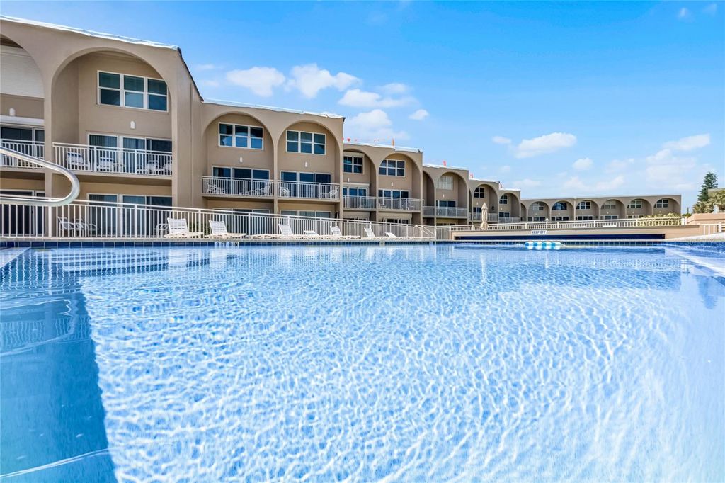 Image 30 of property listing at 4821 SAXON DRIVE 201B, New Smyrna Beach, FL 32169