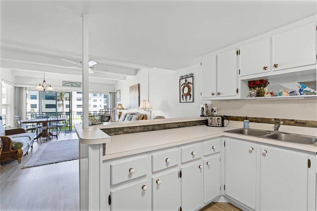 Image 7 of property listing at 4821 SAXON DRIVE 201B, New Smyrna Beach, FL 32169