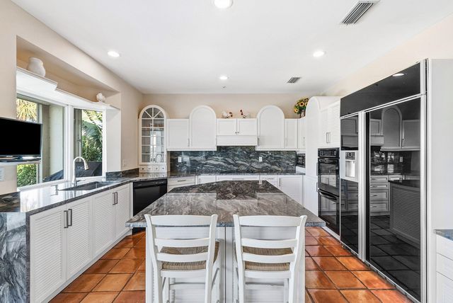 11 Inlet Cay Drive, Ocean Ridge, FL 33435