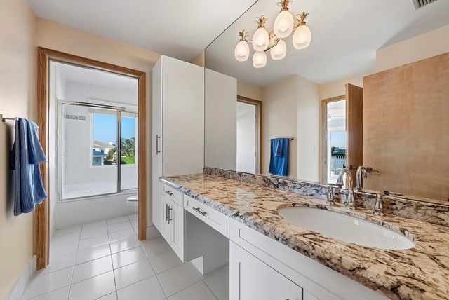 11 Inlet Cay Drive, Ocean Ridge, FL 33435