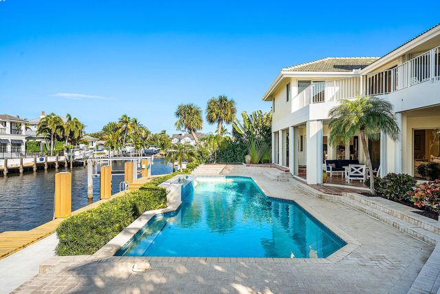 11 Inlet Cay Drive, Ocean Ridge, FL 33435