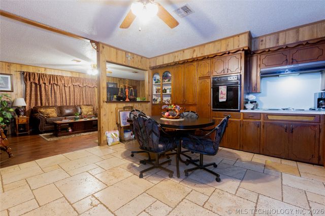 105 W Mockingbird Lane, Mcalester, OK 74501