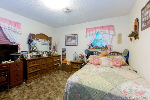 105 W Mockingbird Lane, Mcalester, OK 74501