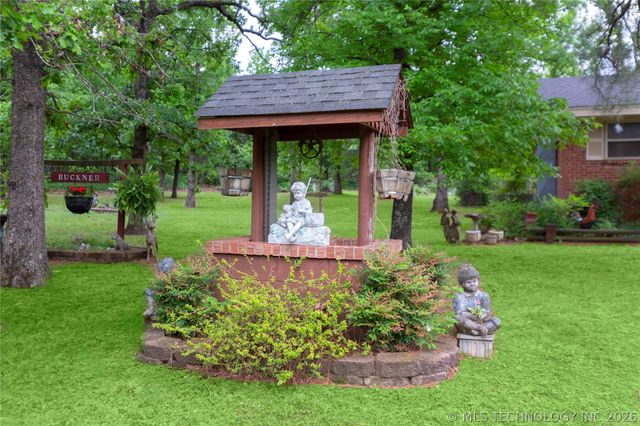 105 W Mockingbird Lane, Mcalester, OK 74501