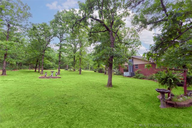 105 W Mockingbird Lane, Mcalester, OK 74501