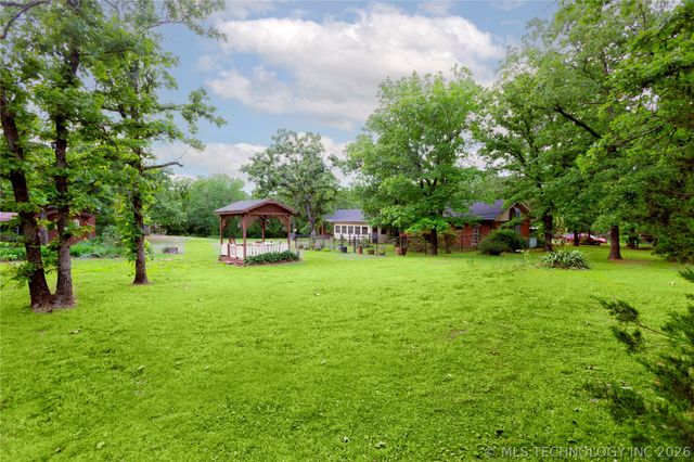 105 W Mockingbird Lane, Mcalester, OK 74501