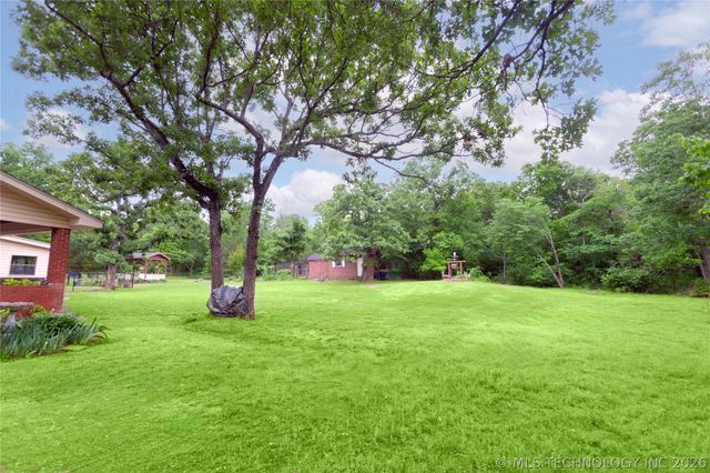 105 W Mockingbird Lane, Mcalester, OK 74501