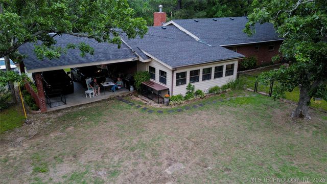 105 W Mockingbird Lane, Mcalester, OK 74501