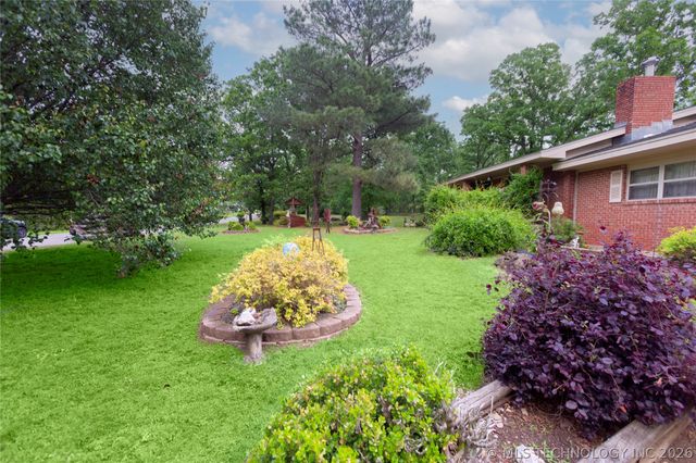 105 W Mockingbird Lane, Mcalester, OK 74501