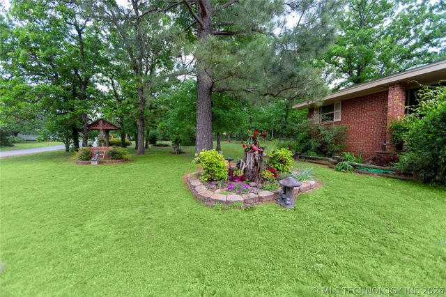 105 W Mockingbird Lane, Mcalester, OK 74501