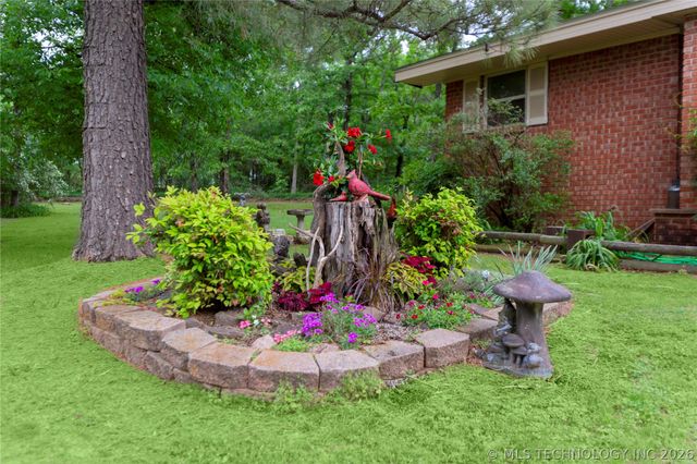 105 W Mockingbird Lane, Mcalester, OK 74501