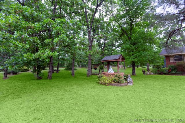 105 W Mockingbird Lane, Mcalester, OK 74501