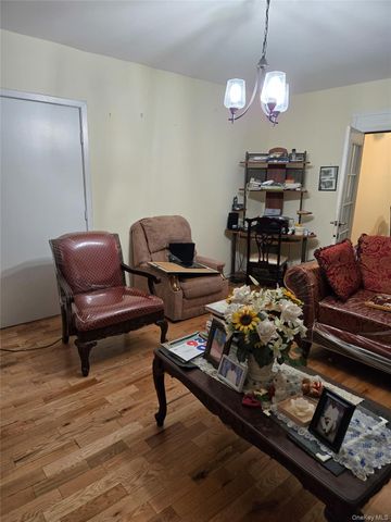 13817 102nd Avenue, Jamaica, NY 11435
