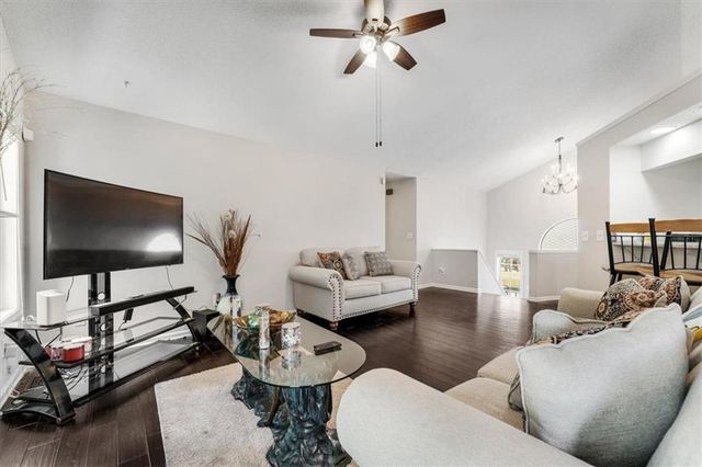 2705 OWENS SW Avenue, Marietta, GA 30064