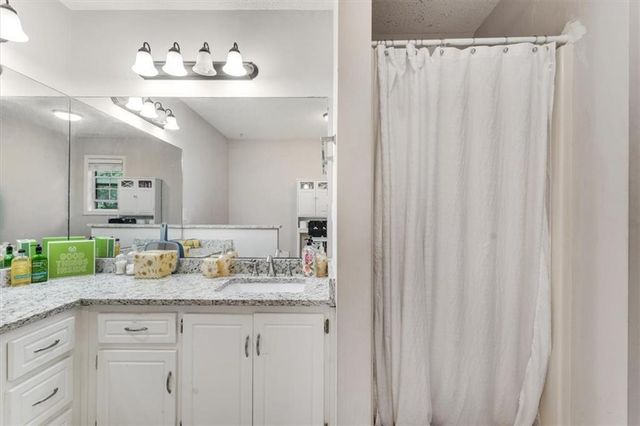 2705 OWENS SW Avenue, Marietta, GA 30064