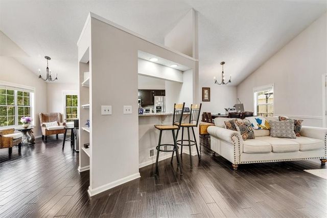 2705 OWENS SW Avenue, Marietta, GA 30064