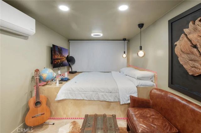 4449 Maple, La Mesa, CA 91941