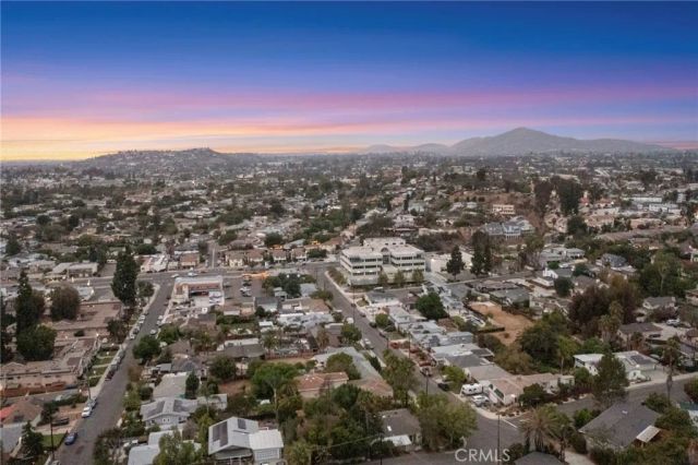 4449 Maple, La Mesa, CA 91941