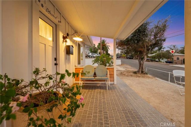 4449 Maple, La Mesa, CA 91941