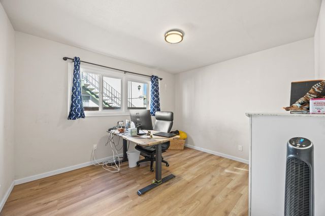 7447 Lockwood St, Oakland, CA 94621