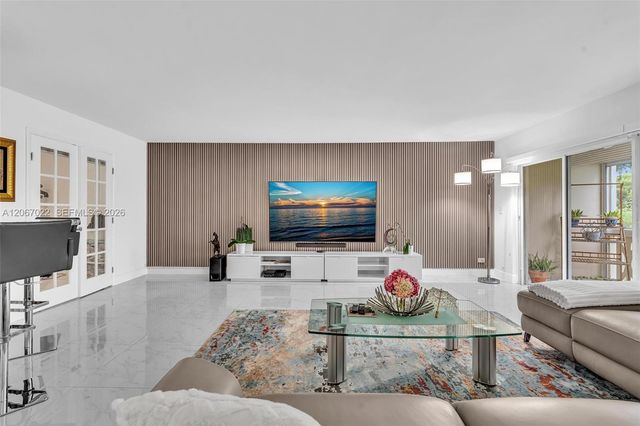 800 NE 195th Street 220, Miami, FL 33179