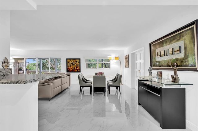 800 NE 195th Street 220, Miami, FL 33179