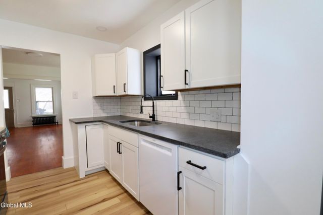 203 Jay Street, Scotia, NY 12302