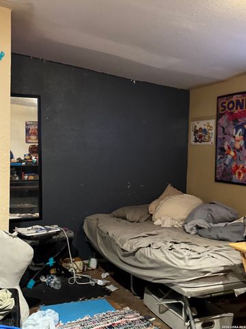 134 redrock, San Antonio, TX 78213