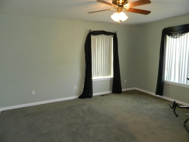 7531 Roberta Drive, Klamath Falls, OR 97603