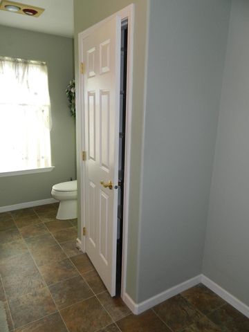 7531 Roberta Drive, Klamath Falls, OR 97603