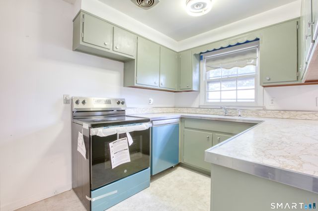 5 Fern Street, Norwalk, CT 06854