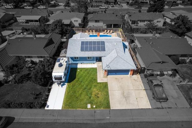 4575 Beechnut Way, Sacramento, CA 95823