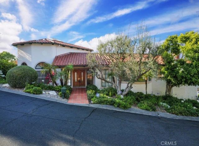 1 Yellow Brick Road, Rancho Palos Verdes, CA 90275