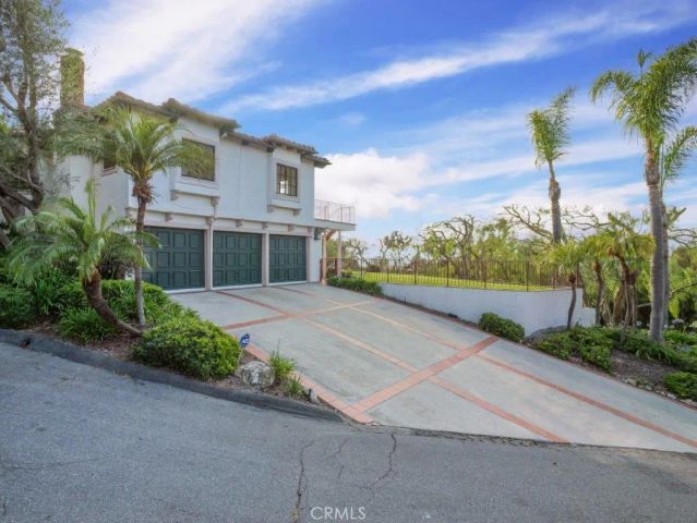 1 Yellow Brick Road, Rancho Palos Verdes, CA 90275
