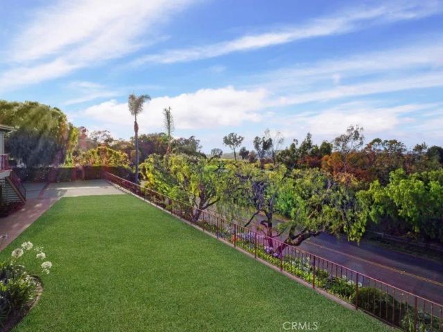1 Yellow Brick Road, Rancho Palos Verdes, CA 90275