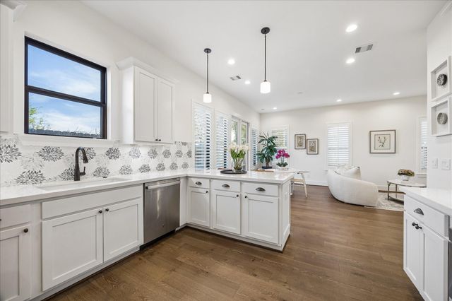 3504 Huntsford Drive, Houston, TX 77008